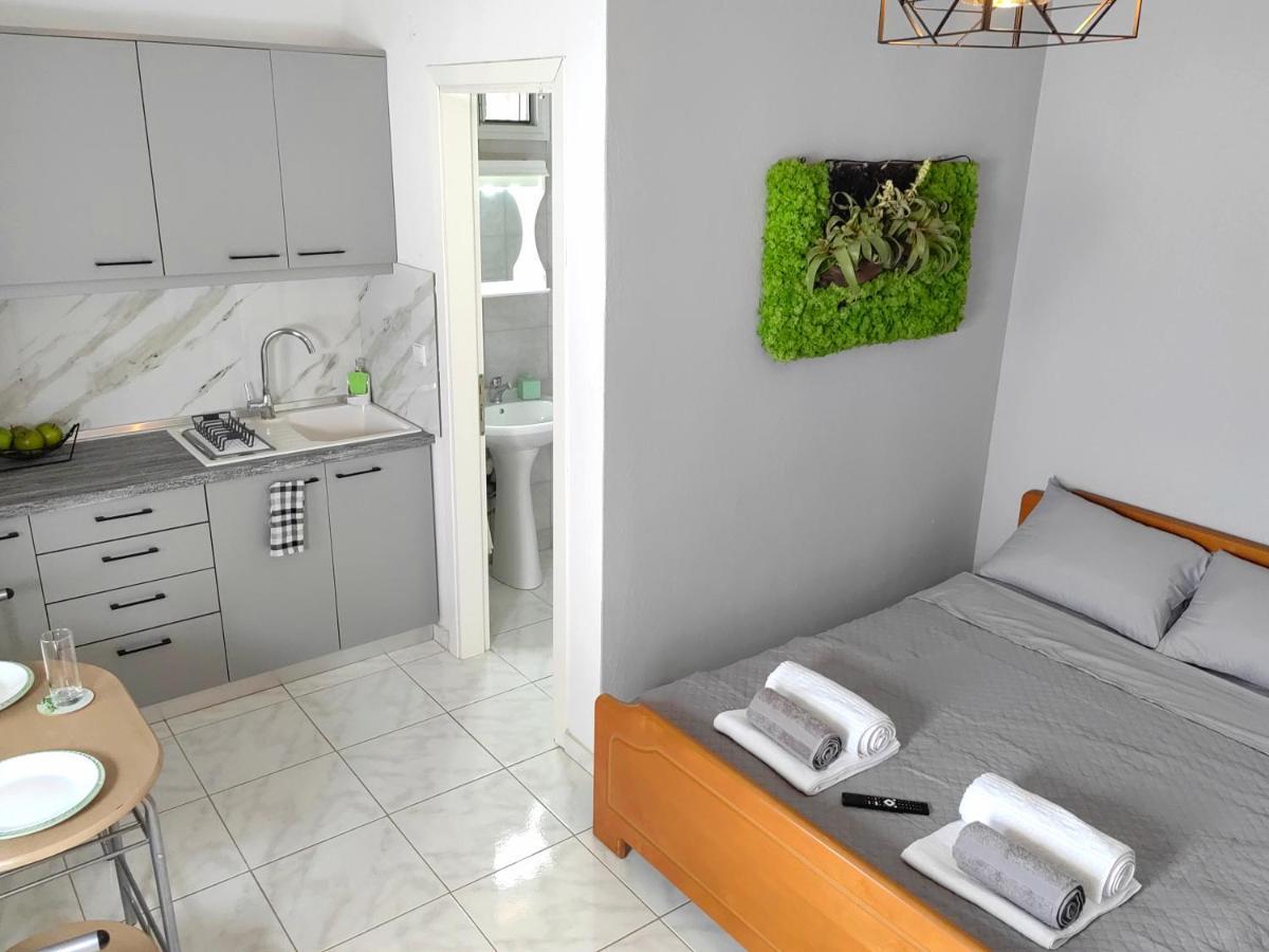 Anthos Rooms Vrasna Exterior foto
